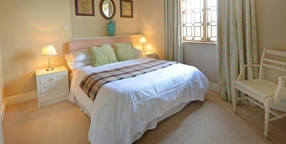 Отель The Cholmondeley Arms Wrenbury Экстерьер фото